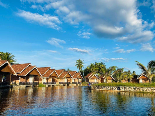 Pengalaman Rare Kena Naik Sampan Untuk Ke Bilik Chalet Di Mersing